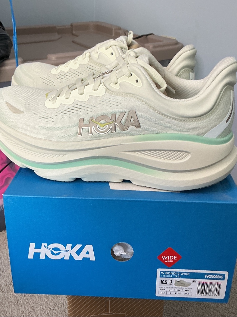 New in Box. HOKA Bondi 9